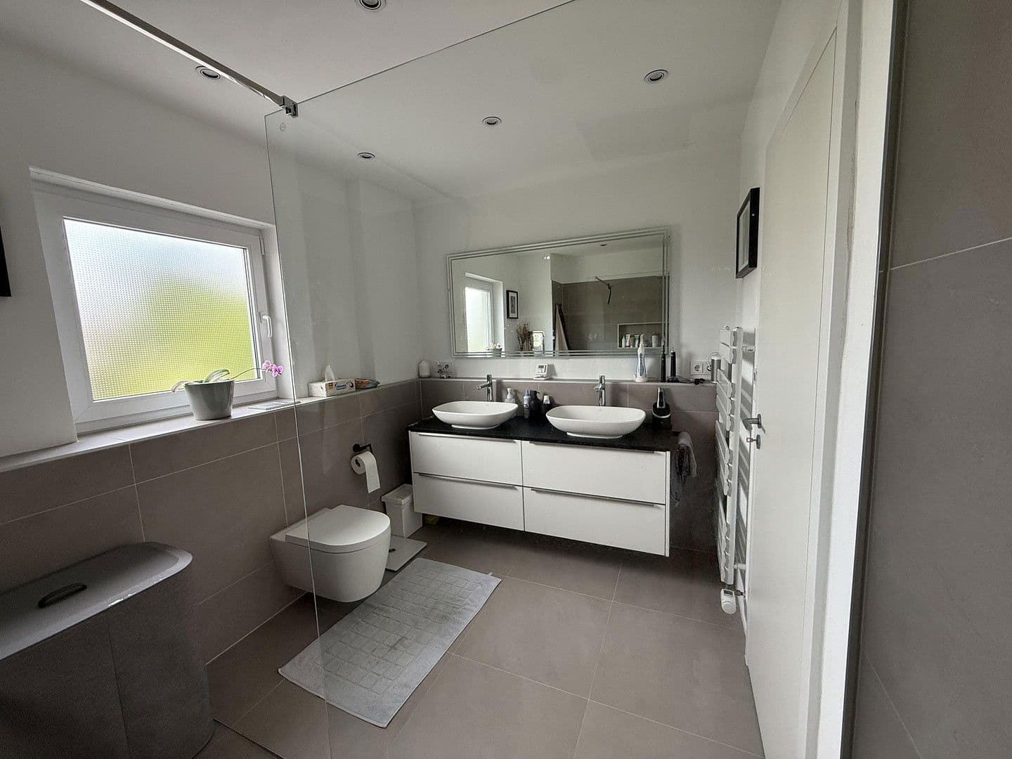 Predaj domu 187 m², pozemek 287 m², Bergweg 92, Aidlingen, Bádensko-Wurttembersko Predaj domu 187 m², pozemek 287 m², Bergweg 92, Aidlingen, Bádensko-Wurttembersko