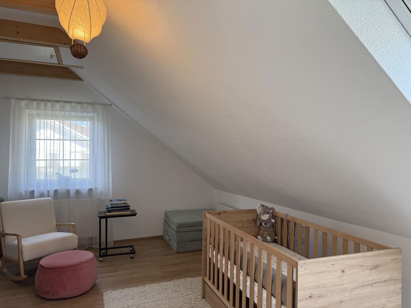 Predaj domu 187 m², pozemek 287 m², Bergweg 92, Aidlingen, Bádensko-Wurttembersko Predaj domu 187 m², pozemek 287 m², Bergweg 92, Aidlingen, Bádensko-Wurttembersko