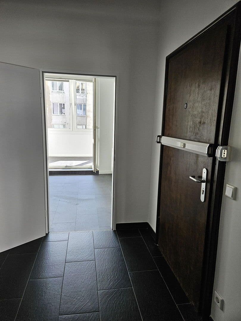 Prenájom kancelárie 600 m², Düsseldorf, Severné Porýnie - Westfálsko Prenájom kancelárie 600 m², Düsseldorf, Severné Porýnie - Westfálsko