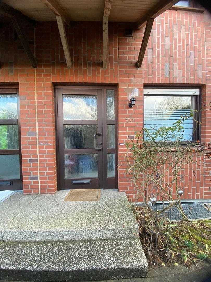 Prenájom domu 110 m², pozemek 179 m², Warendorf, Severné Porýnie - Westfálsko Prenájom domu 110 m², pozemek 179 m², Warendorf, Severné Porýnie - Westfálsko