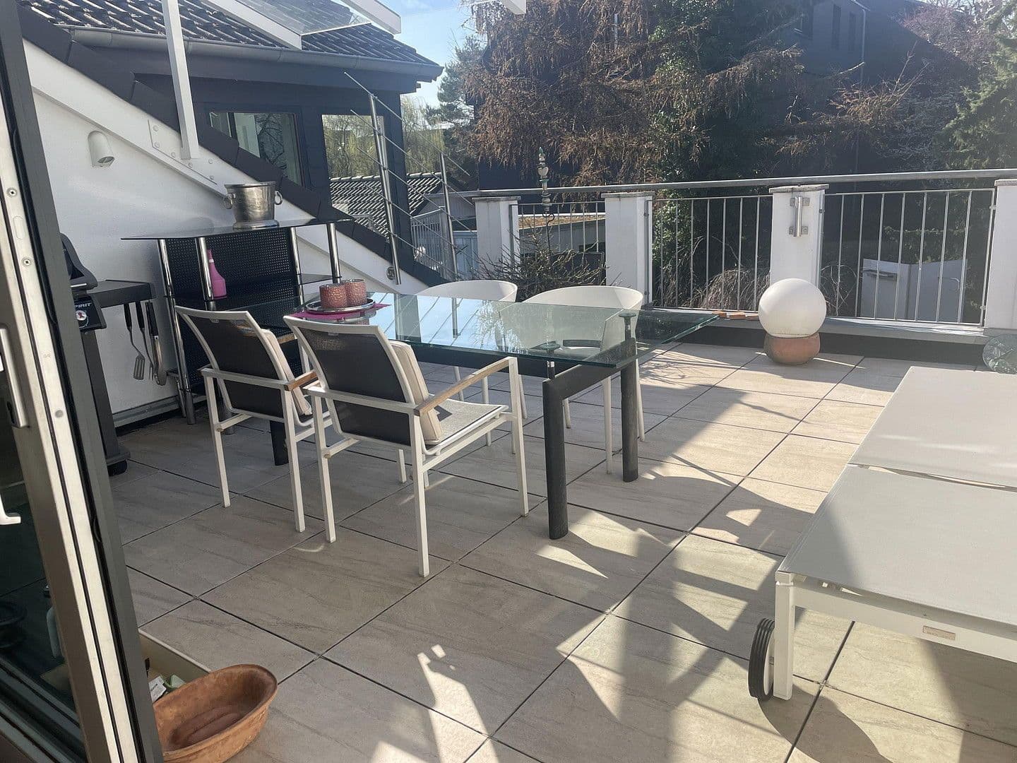 Prenájom domu 210 m², pozemek 500 m², Gutenbergstr. 3, Isernhagen NB, Isernhagen, Dolné Sasko Prenájom domu 210 m², pozemek 500 m², Gutenbergstr. 3, Isernhagen NB, Isernhagen, Dolné Sasko