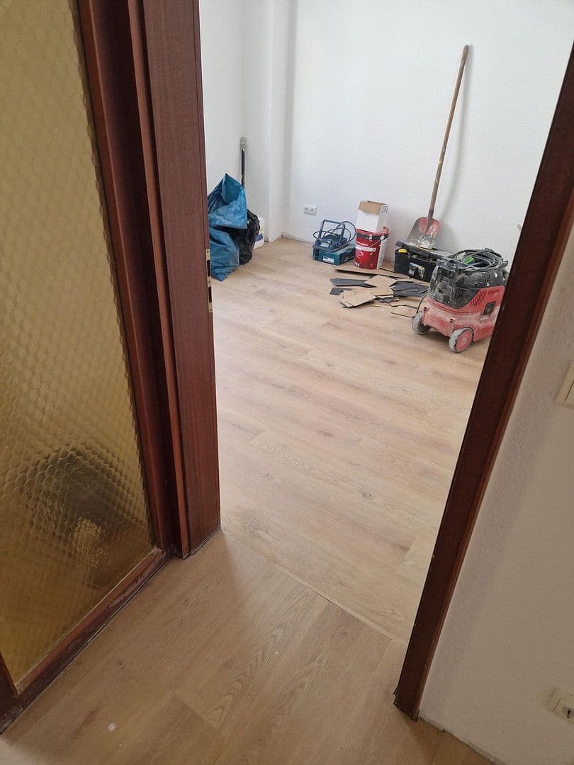 Prenájom bytu 3-izbový 73 m², Neckarsteinach, Hesensko Prenájom bytu 3-izbový 73 m², Neckarsteinach, Hesensko