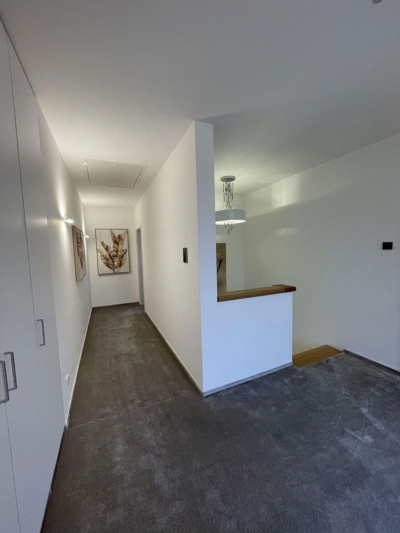 Predaj domu 198 m², pozemek 703 m², Berlin, Berlín Predaj domu 198 m², pozemek 703 m², Berlin, Berlín