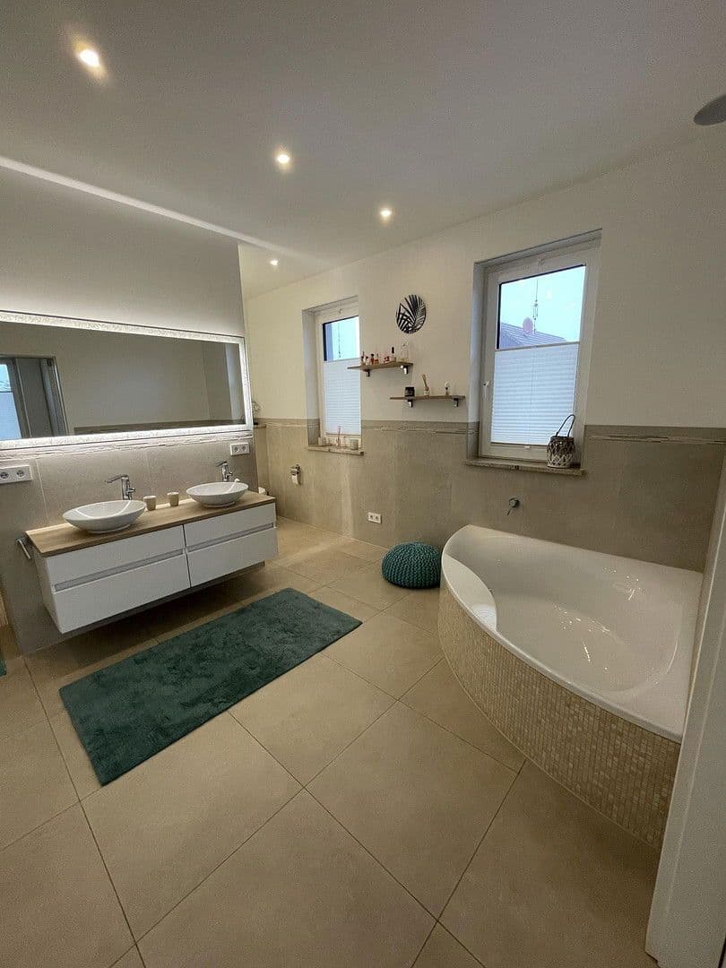 Predaj domu 198 m², pozemek 703 m², Berlin, Berlín Predaj domu 198 m², pozemek 703 m², Berlin, Berlín