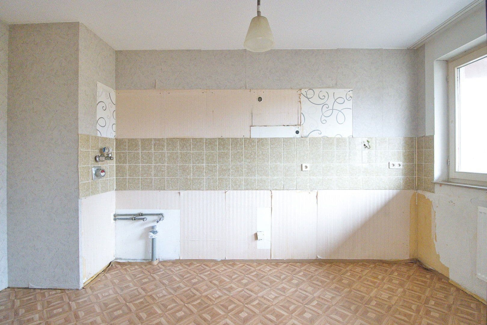 Predaj bytu 3-izbový 83 m², Würzburg, Bavorsko Predaj bytu 3-izbový 83 m², Würzburg, Bavorsko