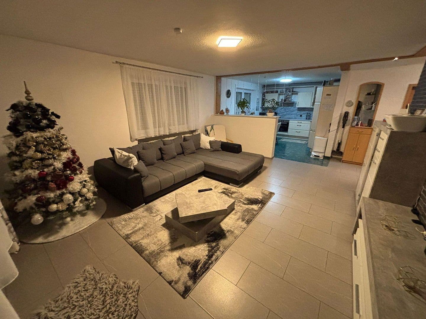 Prenájom bytu 4-izbový 98 m², Seewald, Bádensko-Wurttembersko Prenájom bytu 4-izbový 98 m², Seewald, Bádensko-Wurttembersko