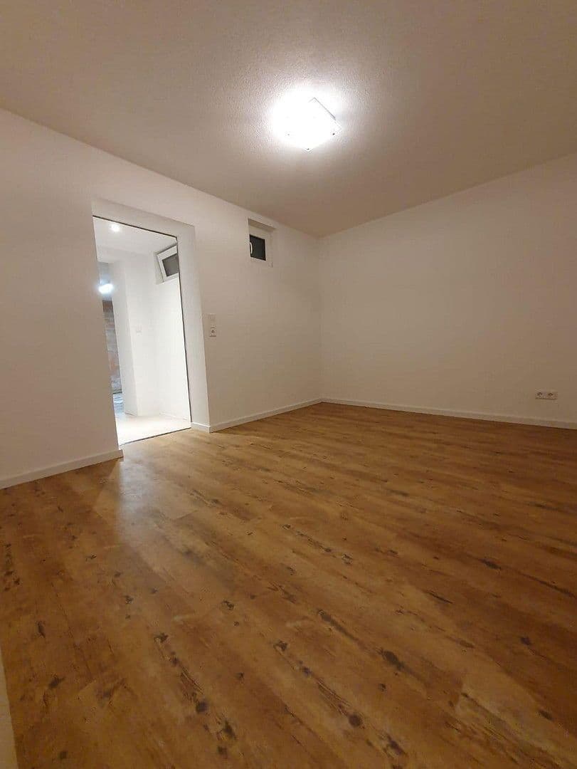 Prenájom bytu 2-izbový 105 m², Balingen, Bádensko-Wurttembersko Prenájom bytu 2-izbový 105 m², Balingen, Bádensko-Wurttembersko