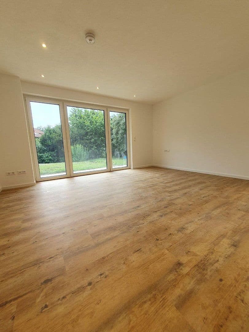 Prenájom bytu 2-izbový 105 m², Balingen, Bádensko-Wurttembersko Prenájom bytu 2-izbový 105 m², Balingen, Bádensko-Wurttembersko