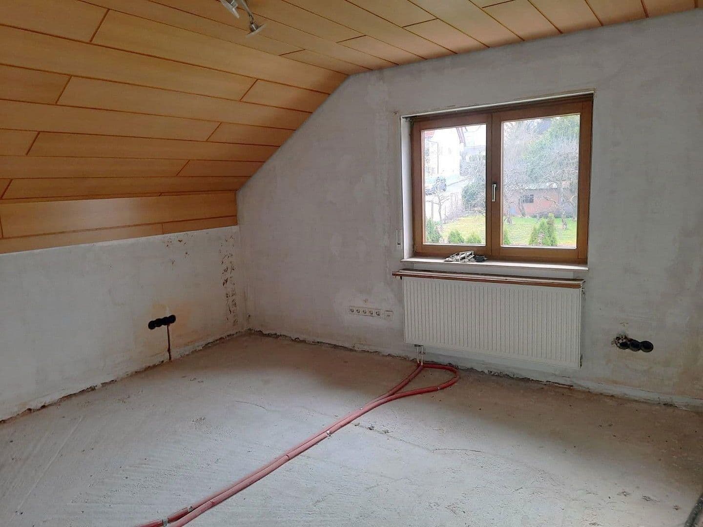 Predaj domu 160 m², pozemek 895 m², Wiesenstraße 15, Eschelbronn, Bádensko-Wurttembersko Predaj domu 160 m², pozemek 895 m², Wiesenstraße 15, Eschelbronn, Bádensko-Wurttembersko