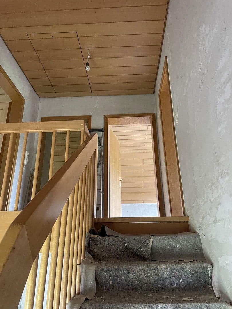 Predaj domu 160 m², pozemek 895 m², Wiesenstraße 15, Eschelbronn, Bádensko-Wurttembersko Predaj domu 160 m², pozemek 895 m², Wiesenstraße 15, Eschelbronn, Bádensko-Wurttembersko