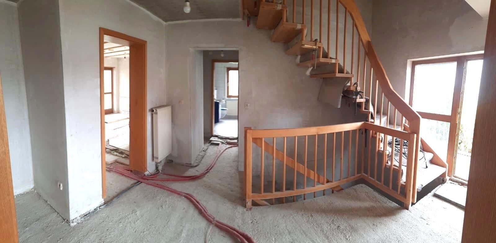 Predaj domu 160 m², pozemek 895 m², Wiesenstraße 15, Eschelbronn, Bádensko-Wurttembersko Predaj domu 160 m², pozemek 895 m², Wiesenstraße 15, Eschelbronn, Bádensko-Wurttembersko