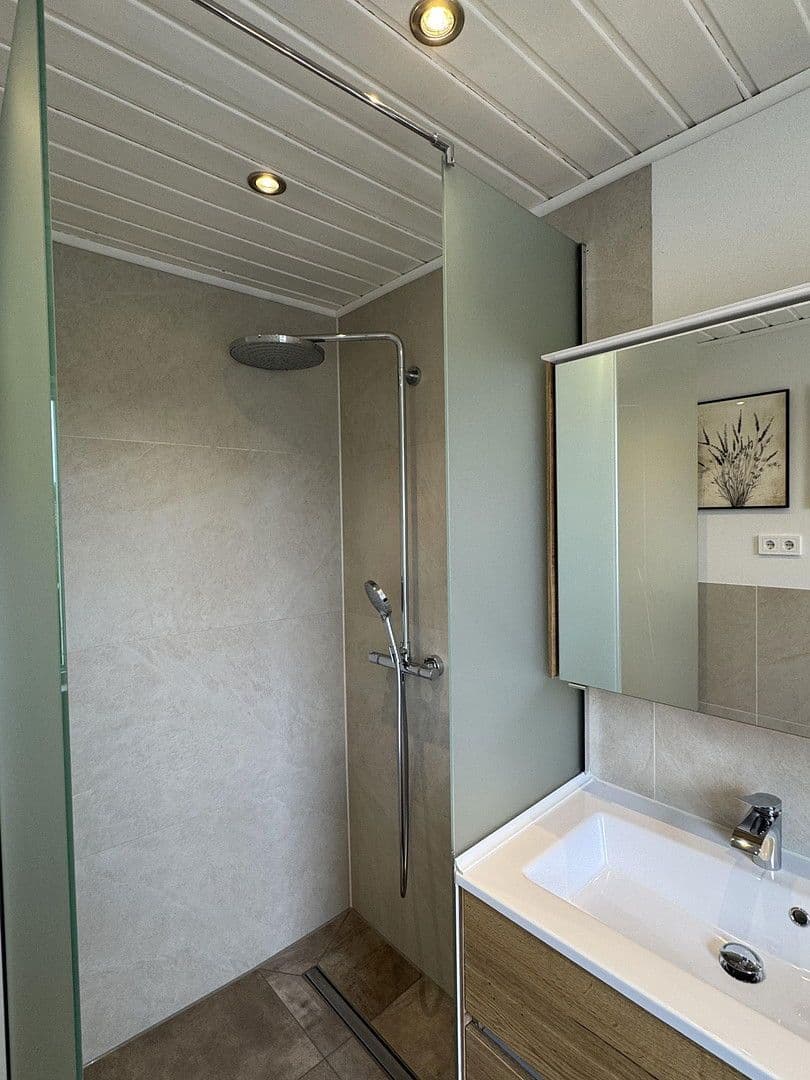 Prenájom bytu 2-izbový 88 m², Freudenstadt, Bádensko-Wurttembersko Prenájom bytu 2-izbový 88 m², Freudenstadt, Bádensko-Wurttembersko