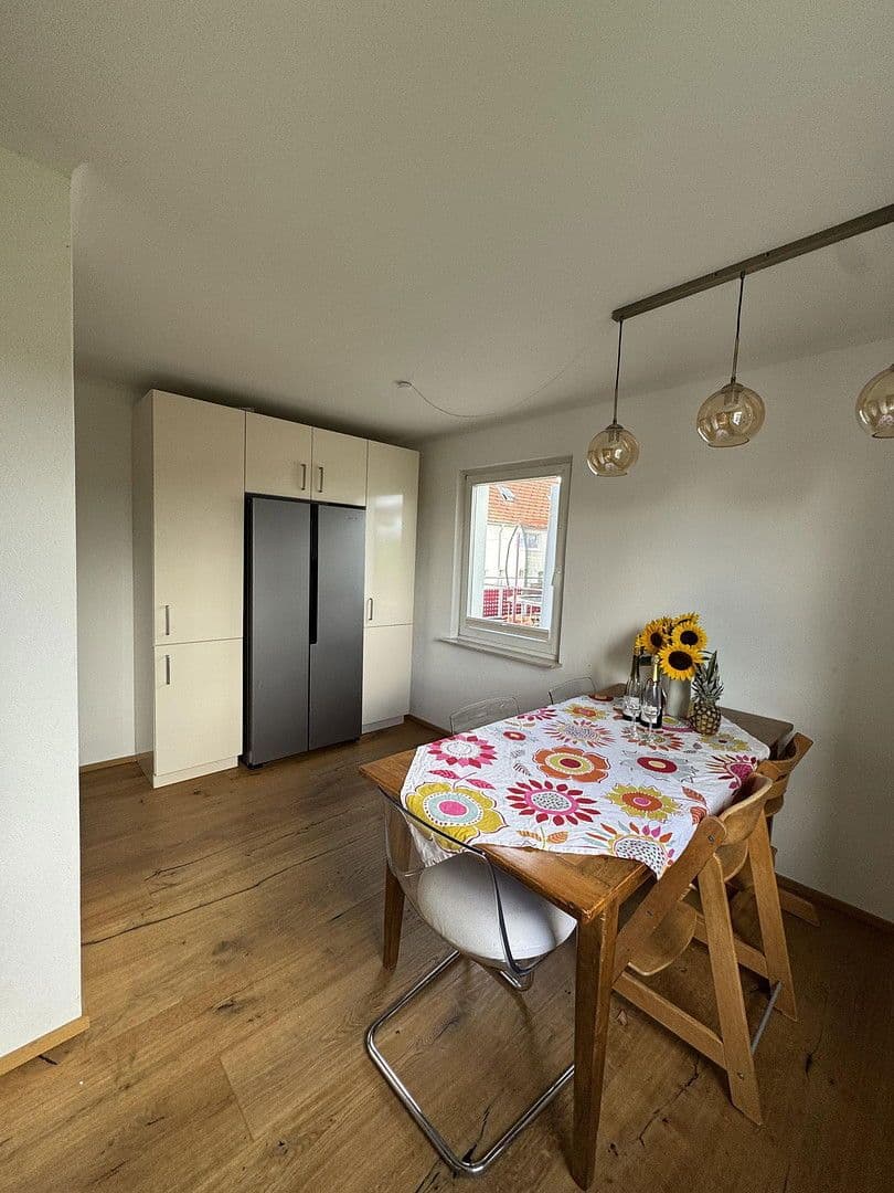 Prenájom bytu 2-izbový 88 m², Freudenstadt, Bádensko-Wurttembersko Prenájom bytu 2-izbový 88 m², Freudenstadt, Bádensko-Wurttembersko