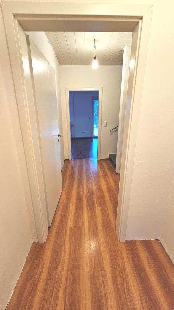 Predaj domu 86 m², pozemek 134 m², Eulenpfad 48, Celle, Dolné Sasko Predaj domu 86 m², pozemek 134 m², Eulenpfad 48, Celle, Dolné Sasko