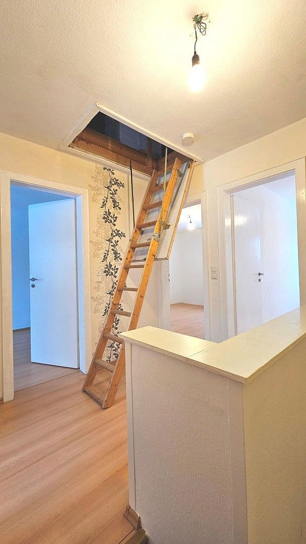 Predaj domu 86 m², pozemek 134 m², Eulenpfad 48, Celle, Dolné Sasko Predaj domu 86 m², pozemek 134 m², Eulenpfad 48, Celle, Dolné Sasko