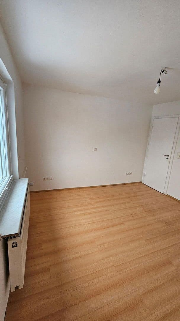 Predaj domu 86 m², pozemek 134 m², Eulenpfad 48, Celle, Dolné Sasko Predaj domu 86 m², pozemek 134 m², Eulenpfad 48, Celle, Dolné Sasko