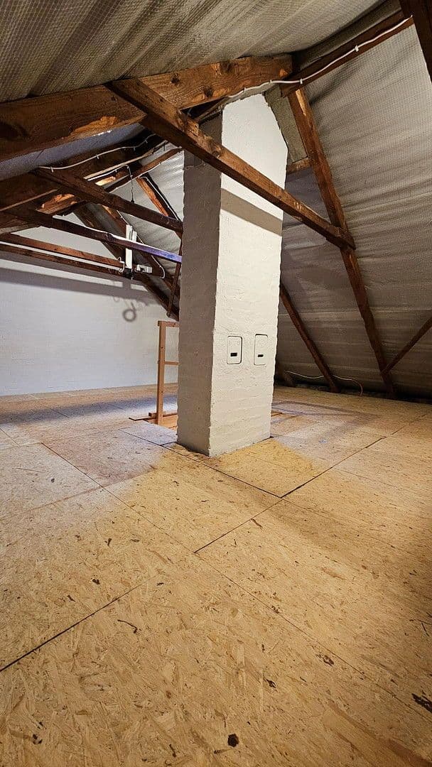 Predaj domu 86 m², pozemek 134 m², Eulenpfad 48, Celle, Dolné Sasko Predaj domu 86 m², pozemek 134 m², Eulenpfad 48, Celle, Dolné Sasko