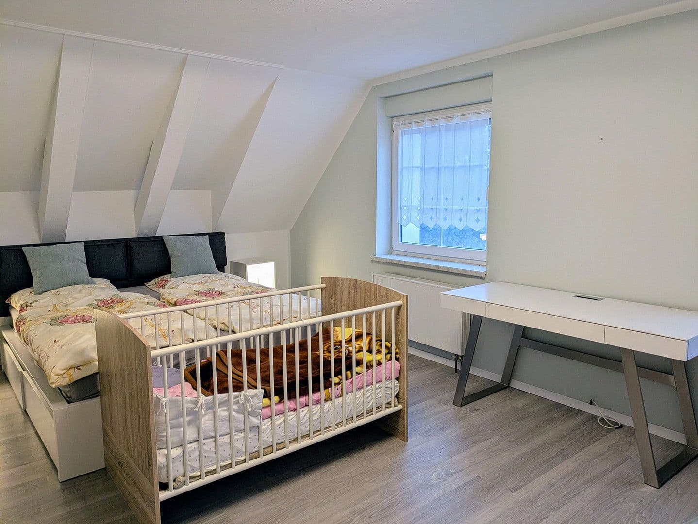 Predaj domu 140 m², pozemek 801 m², Cottbus, Brandenbursko Predaj domu 140 m², pozemek 801 m², Cottbus, Brandenbursko