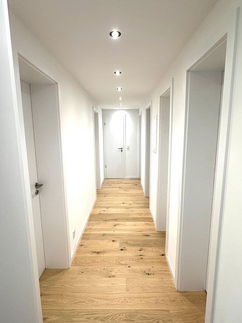 Predaj bytu 5-izbový 124 m², Kastenackerweg 10, Esslingen am Neckar, Bádensko-Wurttembersko Predaj bytu 5-izbový 124 m², Kastenackerweg 10, Esslingen am Neckar, Bádensko-Wurttembersko