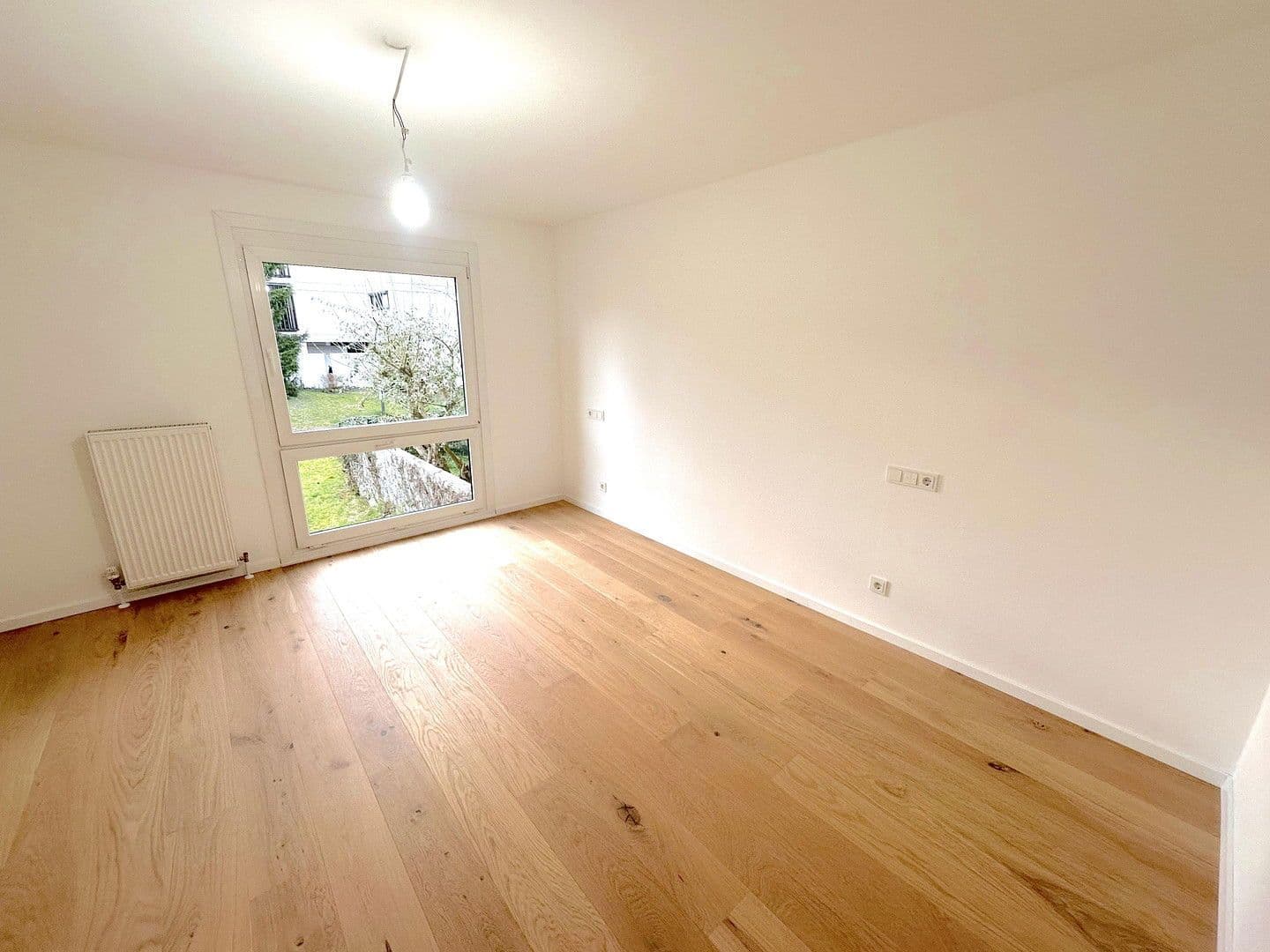 Predaj bytu 5-izbový 124 m², Kastenackerweg 10, Esslingen am Neckar, Bádensko-Wurttembersko Predaj bytu 5-izbový 124 m², Kastenackerweg 10, Esslingen am Neckar, Bádensko-Wurttembersko