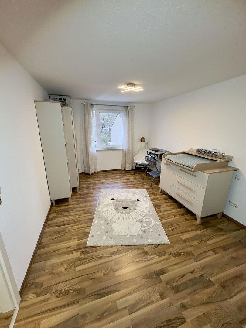 Predaj domu 195 m², pozemek 380 m², Pfinztal, Bádensko-Wurttembersko Predaj domu 195 m², pozemek 380 m², Pfinztal, Bádensko-Wurttembersko