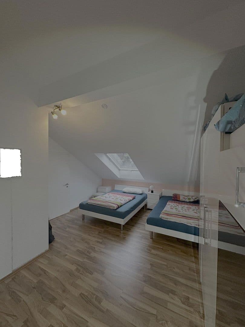 Predaj domu 195 m², pozemek 380 m², Pfinztal, Bádensko-Wurttembersko Predaj domu 195 m², pozemek 380 m², Pfinztal, Bádensko-Wurttembersko