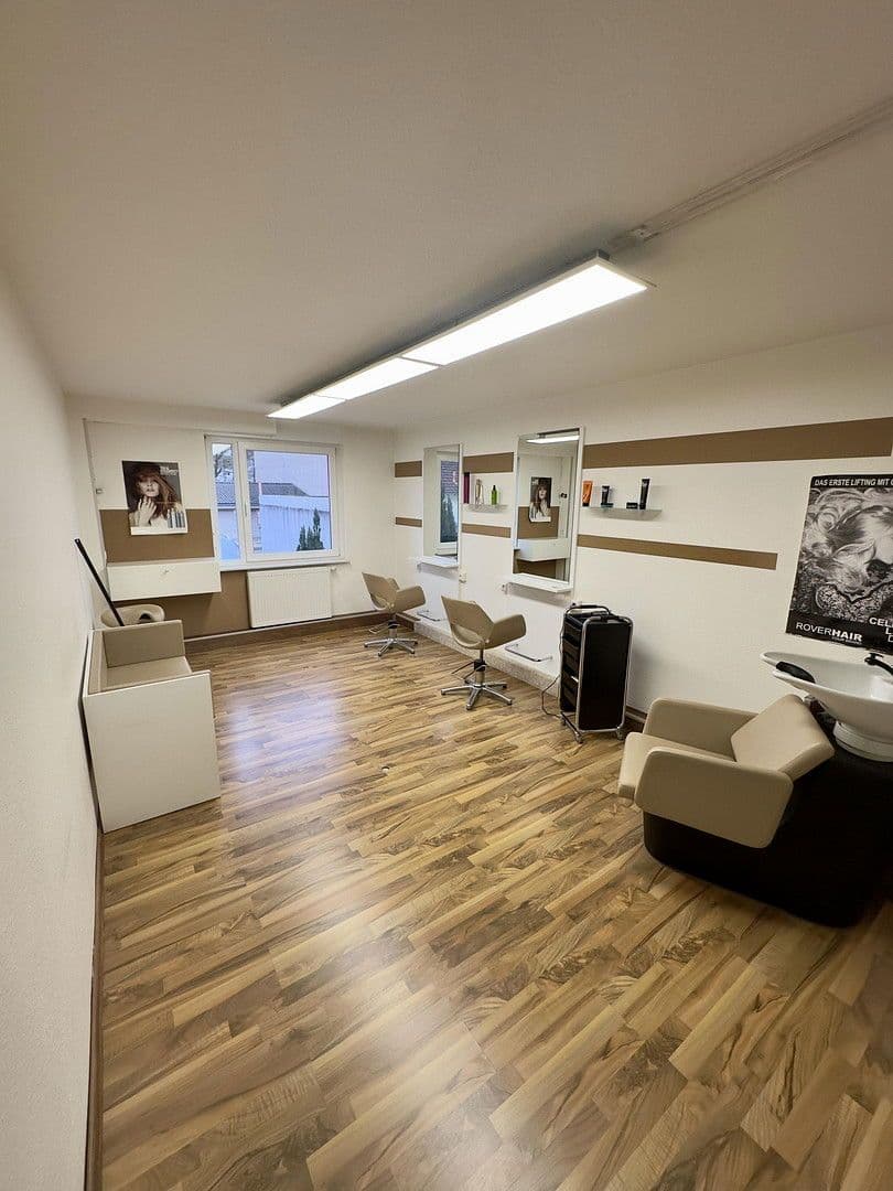 Predaj domu 195 m², pozemek 380 m², Pfinztal, Bádensko-Wurttembersko Predaj domu 195 m², pozemek 380 m², Pfinztal, Bádensko-Wurttembersko