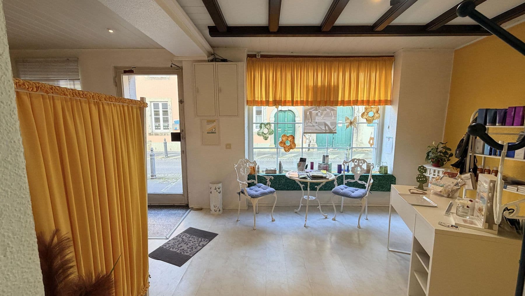 Prenájom nebytového priestoru 44 m², Haupstr. 439, Königswinter, Severné Porýnie - Westfálsko Prenájom nebytového priestoru 44 m², Haupstr. 439, Königswinter, Severné Porýnie - Westfálsko