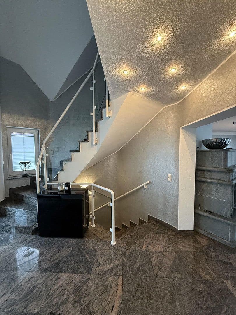 Predaj domu 170 m², pozemek 600 m², Gehrden, Dolné Sasko Predaj domu 170 m², pozemek 600 m², Gehrden, Dolné Sasko