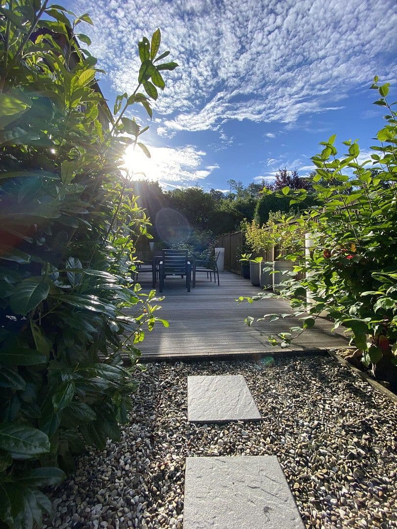 Predaj domu 170 m², pozemek 600 m², Gehrden, Dolné Sasko Predaj domu 170 m², pozemek 600 m², Gehrden, Dolné Sasko