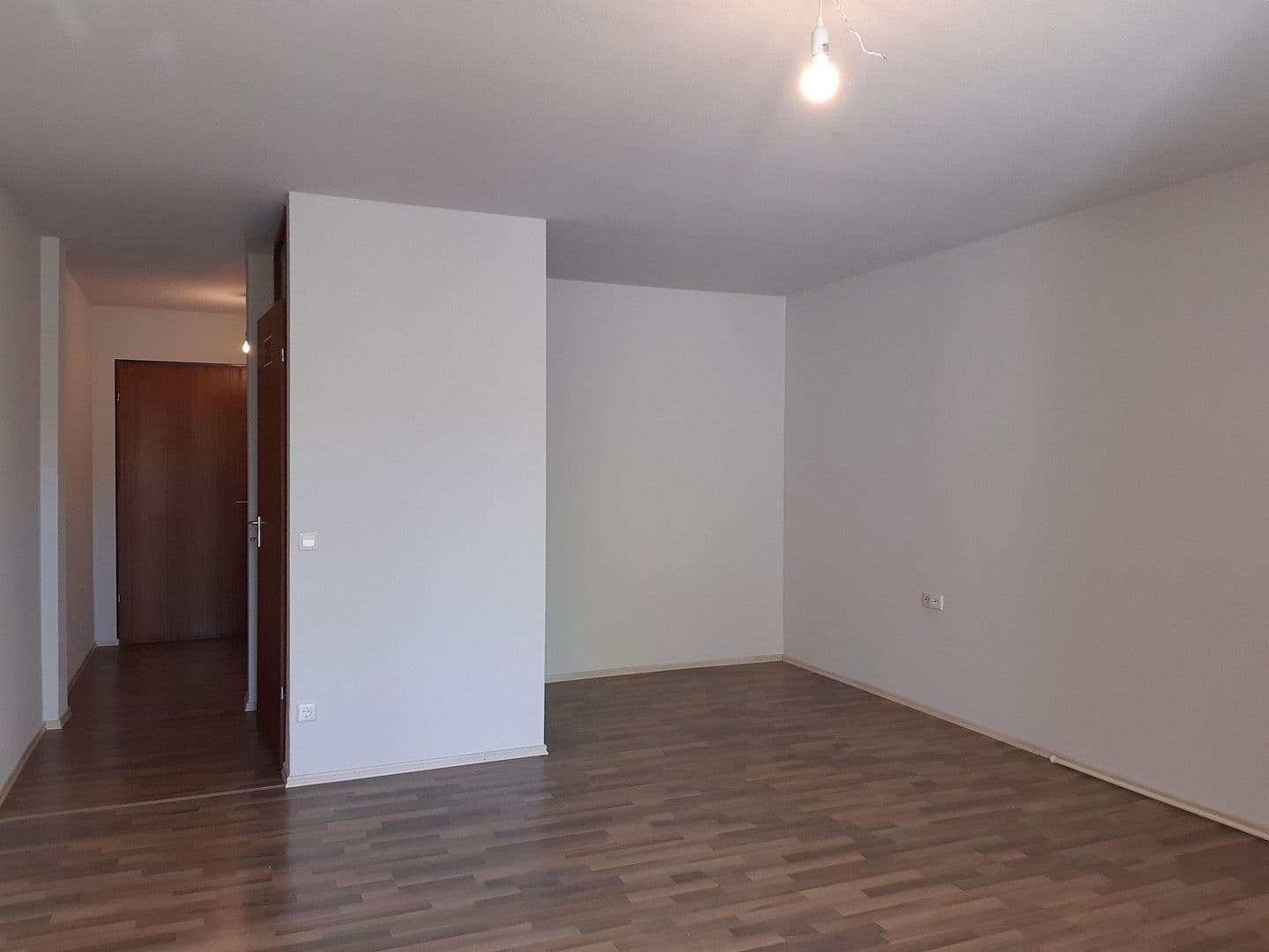 Prenájom bytu 1-izbový 42 m², Münchinger Weg 9, Schwieberdingen, Bádensko-Wurttembersko Prenájom bytu 1-izbový 42 m², Münchinger Weg 9, Schwieberdingen, Bádensko-Wurttembersko