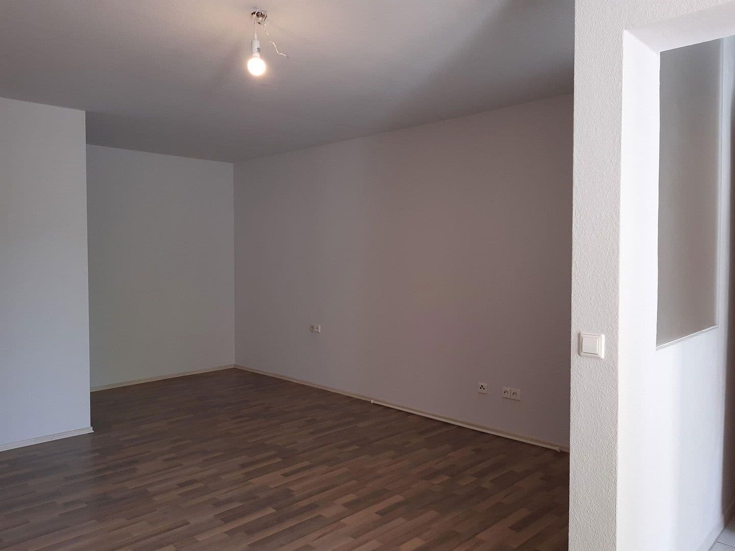 Prenájom bytu 1-izbový 42 m², Münchinger Weg 9, Schwieberdingen, Bádensko-Wurttembersko Prenájom bytu 1-izbový 42 m², Münchinger Weg 9, Schwieberdingen, Bádensko-Wurttembersko