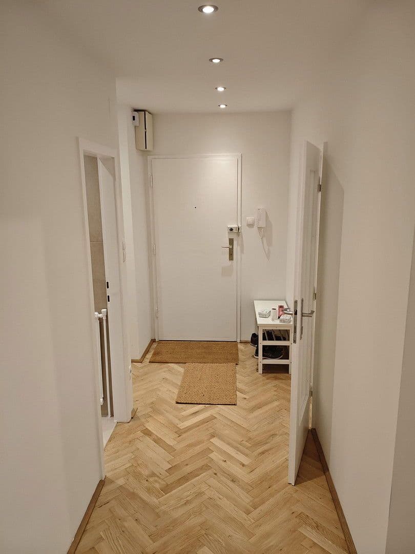 Prenájom bytu 2-izbový 44 m², Wien, Viedeň Prenájom bytu 2-izbový 44 m², Wien, Viedeň