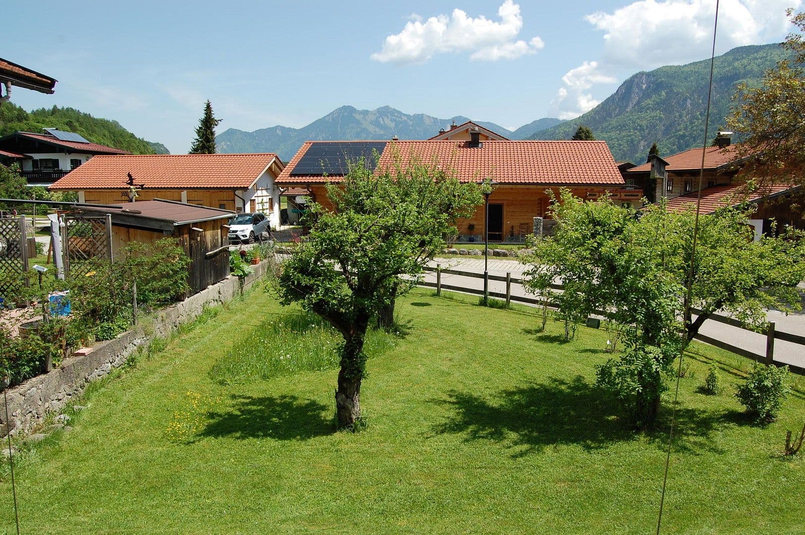 Predaj domu 57 m², pozemek 400 m², Schleching, Bavorsko Predaj domu 57 m², pozemek 400 m², Schleching, Bavorsko