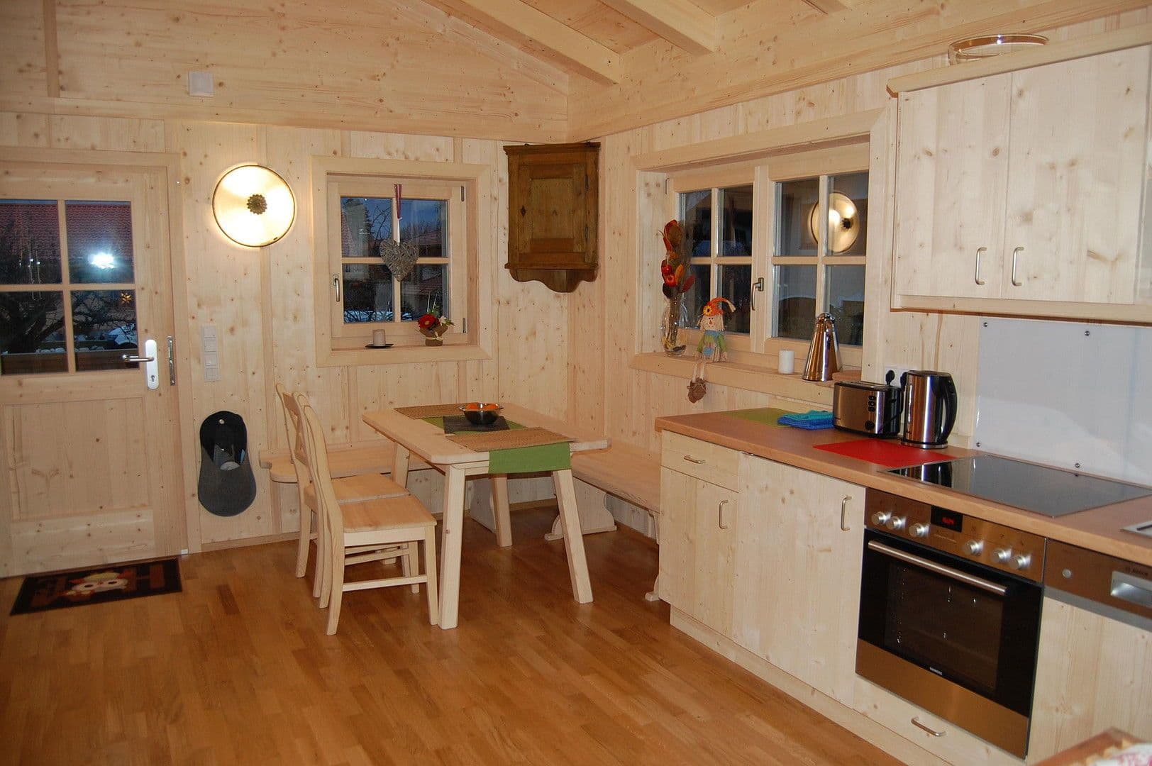 Predaj domu 57 m², pozemek 400 m², Schleching, Bavorsko Predaj domu 57 m², pozemek 400 m², Schleching, Bavorsko