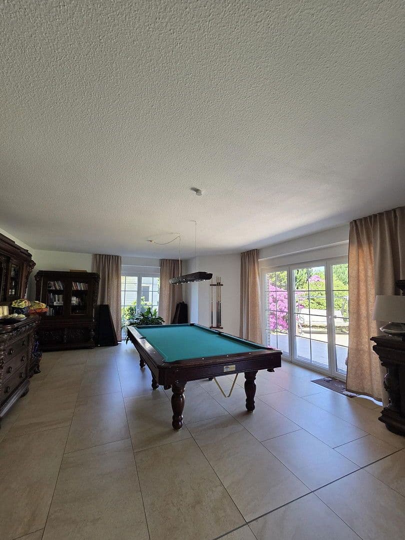 Predaj domu 450 m², pozemek 1.342 m², Winsen (Aller), Dolné Sasko Predaj domu 450 m², pozemek 1.342 m², Winsen (Aller), Dolné Sasko