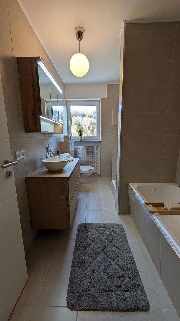 Predaj bytu 3-izbový 102 m², Konz, Porýnie-Falcko Predaj bytu 3-izbový 102 m², Konz, Porýnie-Falcko