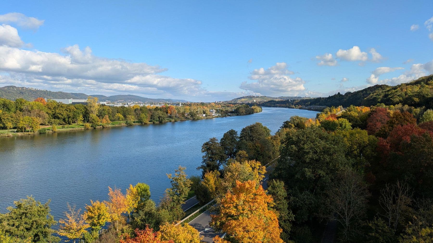 Predaj bytu 3-izbový 102 m², Konz, Porýnie-Falcko Predaj bytu 3-izbový 102 m², Konz, Porýnie-Falcko