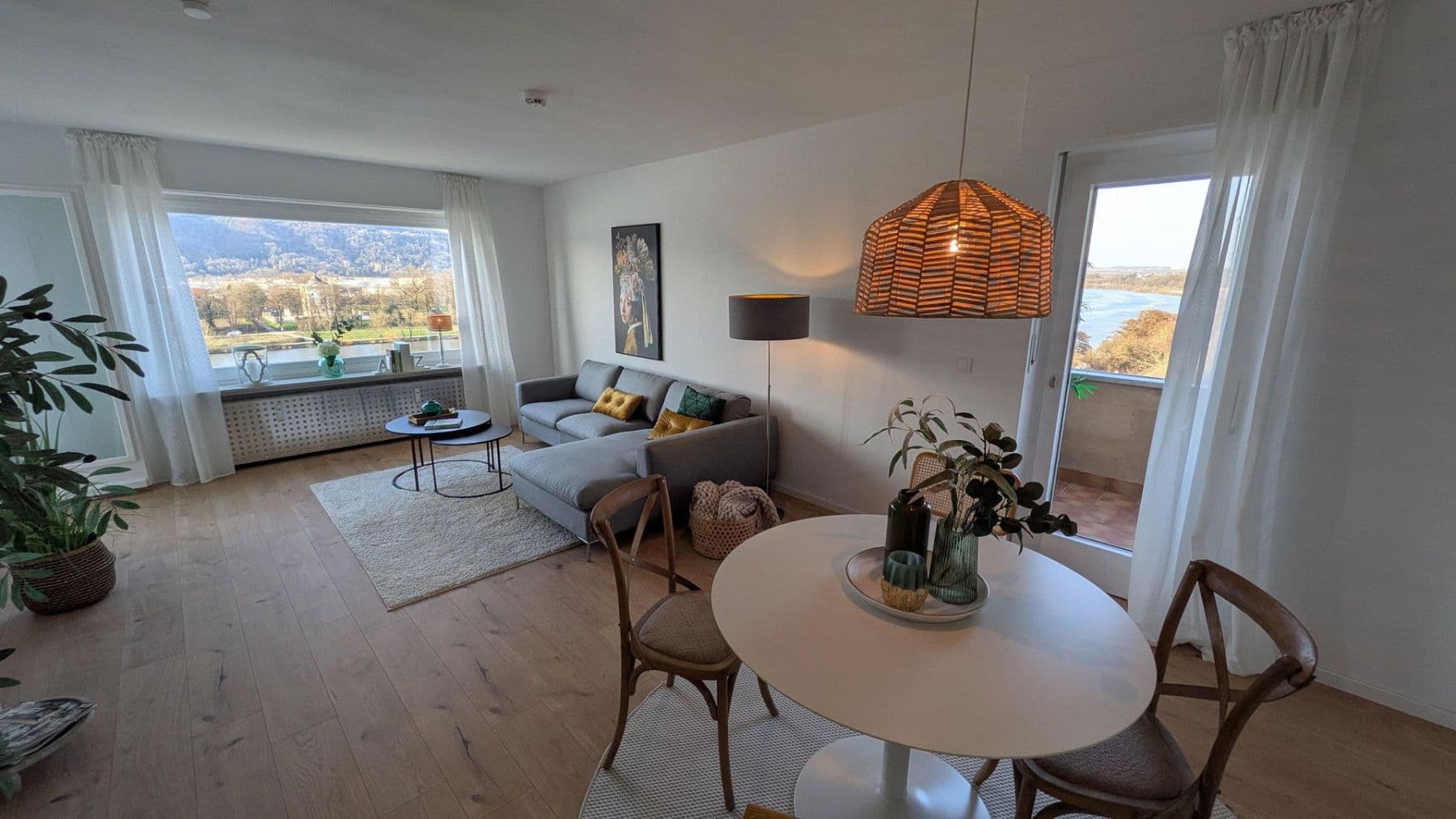 Predaj bytu 3-izbový 102 m², Konz, Porýnie-Falcko Predaj bytu 3-izbový 102 m², Konz, Porýnie-Falcko