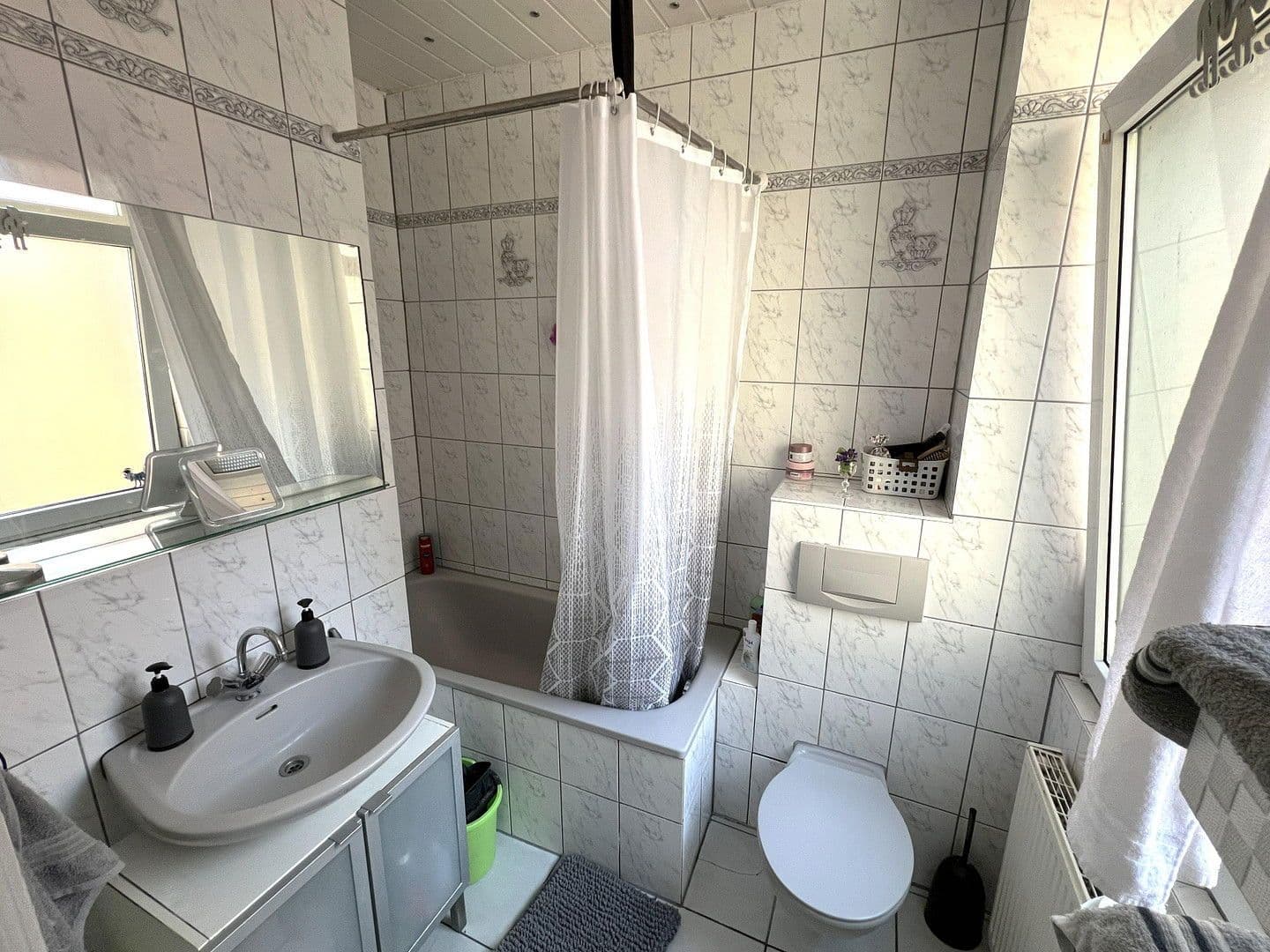 Prenájom bytu 3-izbový 68 m², Waldstraße 144, Wiesbaden, Hesensko Prenájom bytu 3-izbový 68 m², Waldstraße 144, Wiesbaden, Hesensko