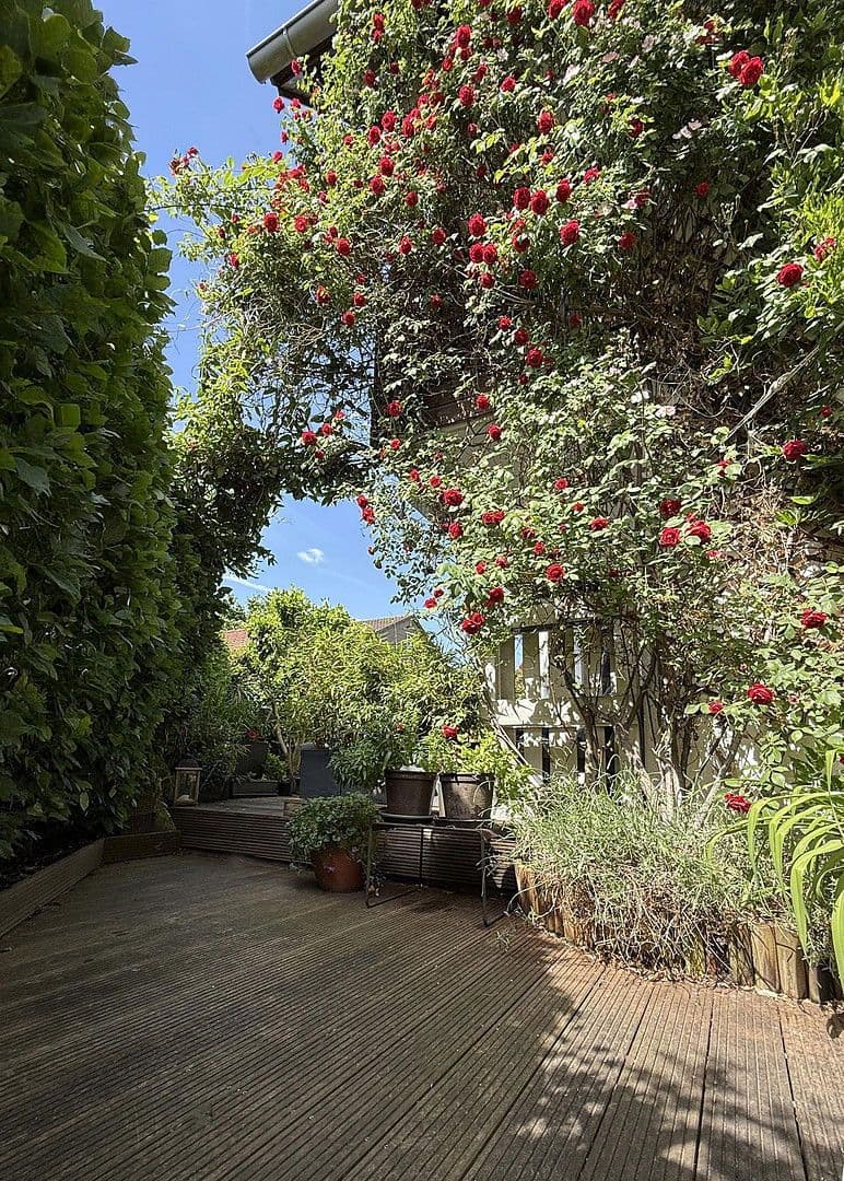 Predaj domu 200 m², pozemek 457 m², Burghausen, Bavorsko Predaj domu 200 m², pozemek 457 m², Burghausen, Bavorsko