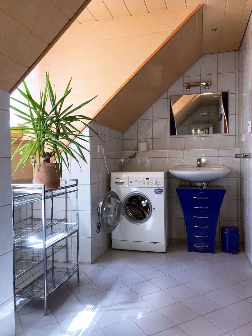 Predaj domu 200 m², pozemek 457 m², Burghausen, Bavorsko Predaj domu 200 m², pozemek 457 m², Burghausen, Bavorsko