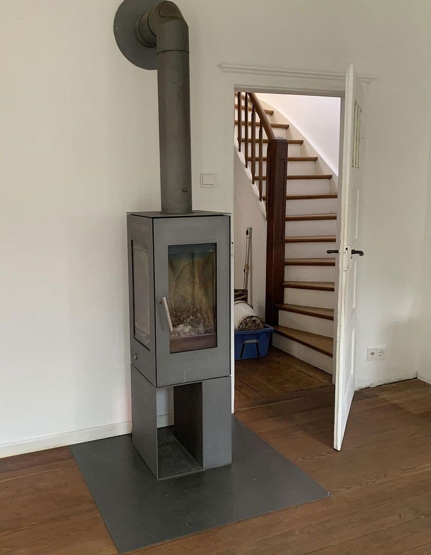 Predaj domu 120 m², pozemek 206 m², Stuttgart, Bádensko-Wurttembersko Predaj domu 120 m², pozemek 206 m², Stuttgart, Bádensko-Wurttembersko