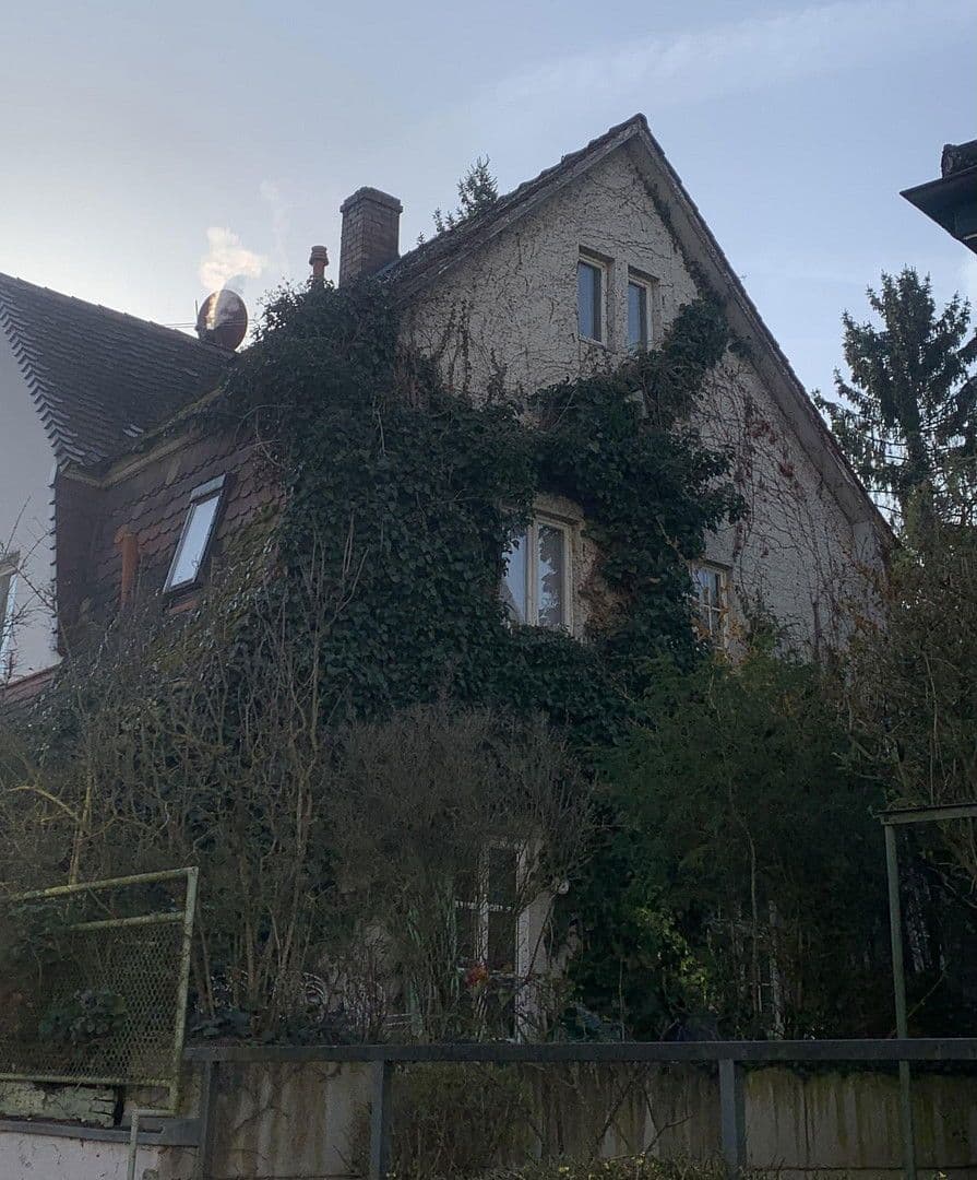 Predaj domu 120 m², pozemek 206 m², Stuttgart, Bádensko-Wurttembersko Predaj domu 120 m², pozemek 206 m², Stuttgart, Bádensko-Wurttembersko