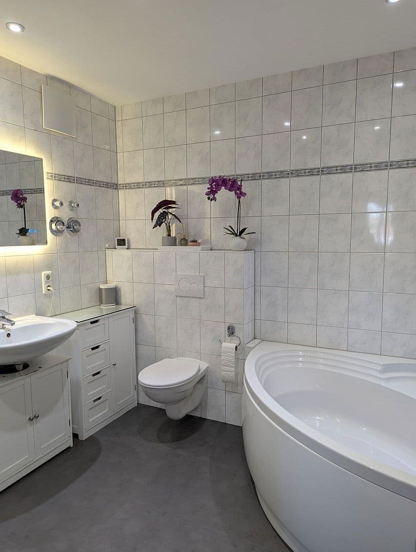 Prenájom bytu 3-izbový 104 m², Dorfen, Bavorsko Prenájom bytu 3-izbový 104 m², Dorfen, Bavorsko