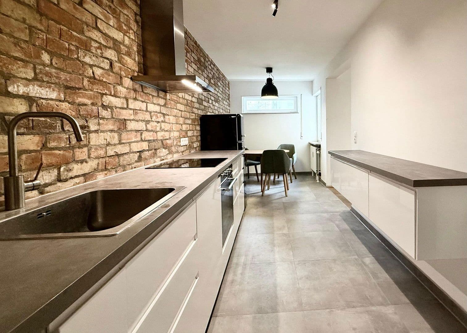 Predaj bytu 2-izbový 73 m², Schwetzingen, Bádensko-Wurttembersko Predaj bytu 2-izbový 73 m², Schwetzingen, Bádensko-Wurttembersko