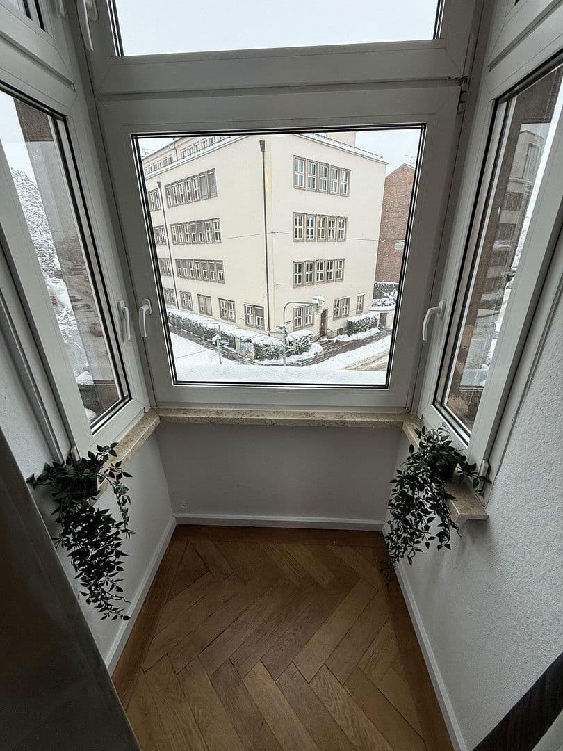 Prenájom bytu 187 m², Pirckheimer Straße 67, Nürnberg, Bavorsko Prenájom bytu 187 m², Pirckheimer Straße 67, Nürnberg, Bavorsko