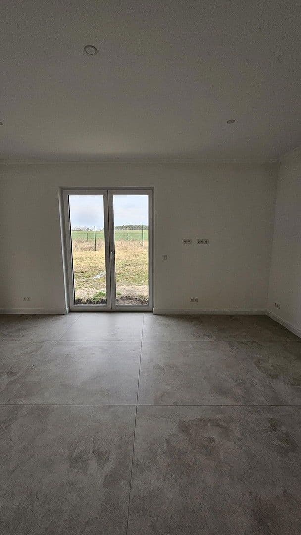 Prenájom domu 131 m², pozemek 820 m², Zossen, Brandenbursko Prenájom domu 131 m², pozemek 820 m², Zossen, Brandenbursko