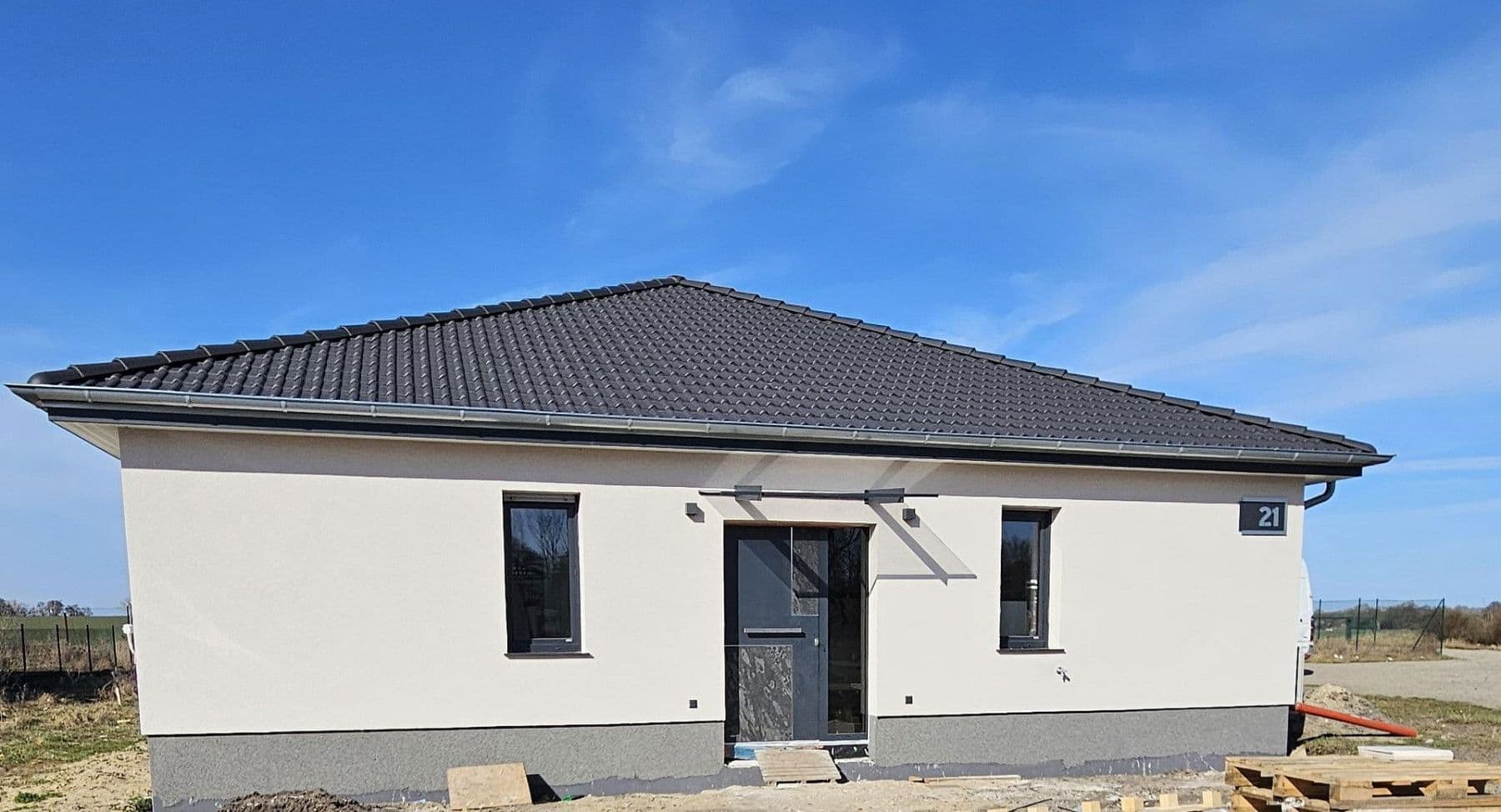 Prenájom domu 131 m², pozemek 820 m², Zossen, Brandenbursko Prenájom domu 131 m², pozemek 820 m², Zossen, Brandenbursko