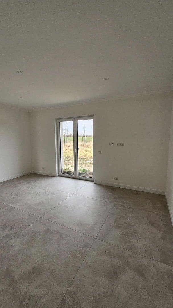 Prenájom domu 131 m², pozemek 820 m², Zossen, Brandenbursko Prenájom domu 131 m², pozemek 820 m², Zossen, Brandenbursko